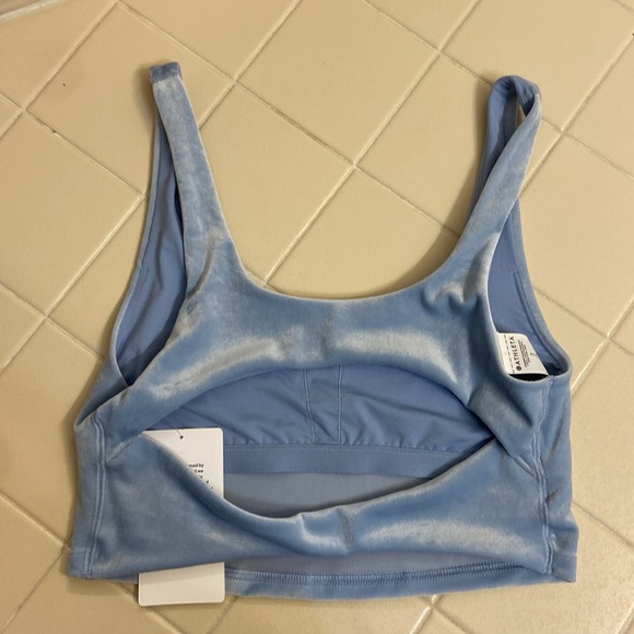 Athleta velvet cut out crop. S (A-C cups) - Picture 10 of 12